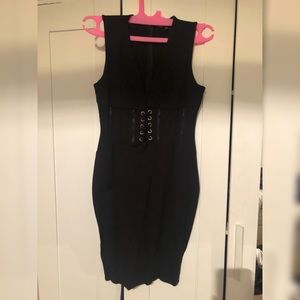 Women’s belted dress